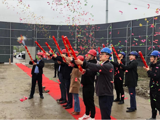 �ڴ�AGCLUB���˿Ƽ�����Ŀ˳�쿪��