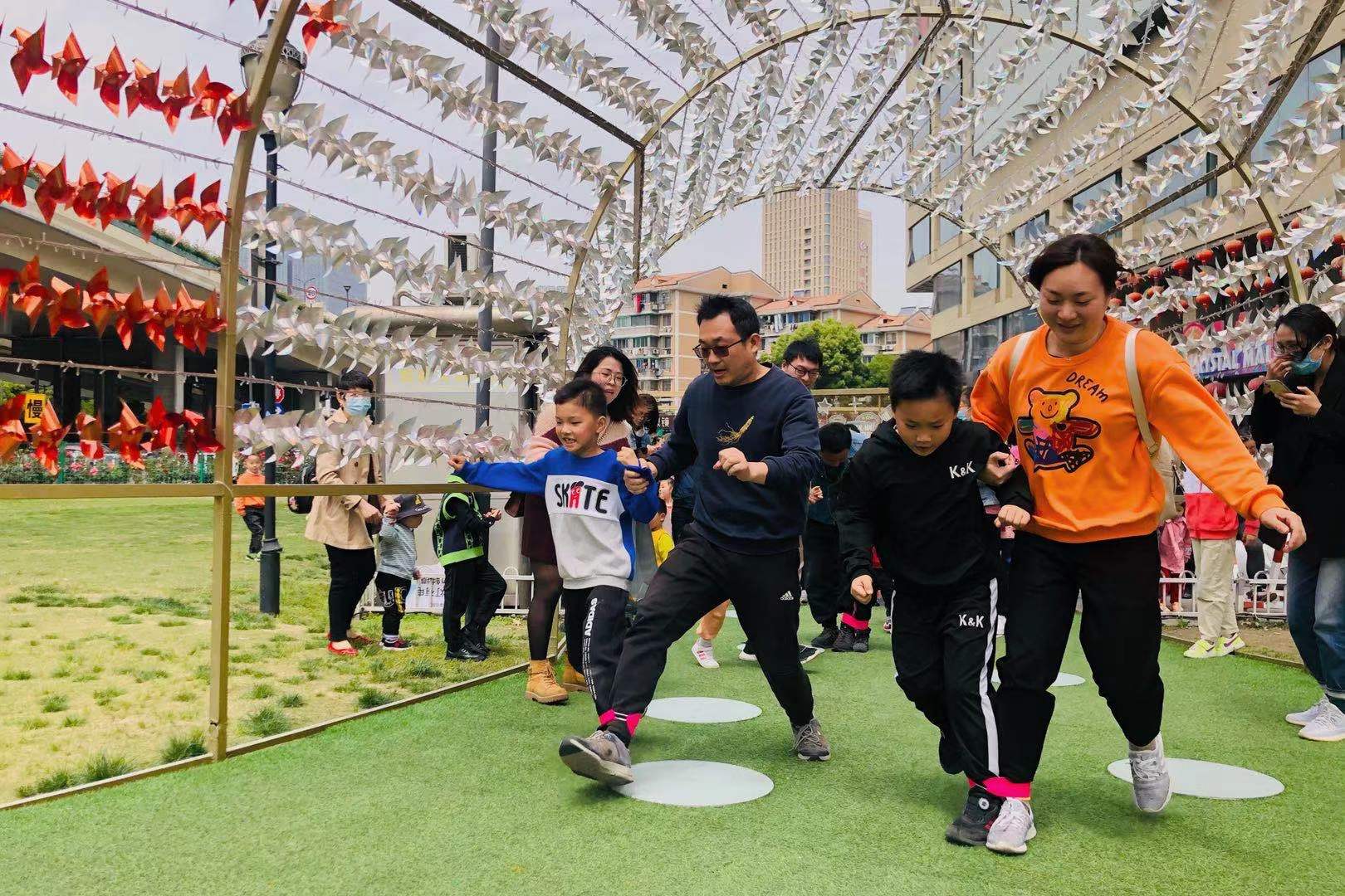 ˮ���Ǿ��������˶���