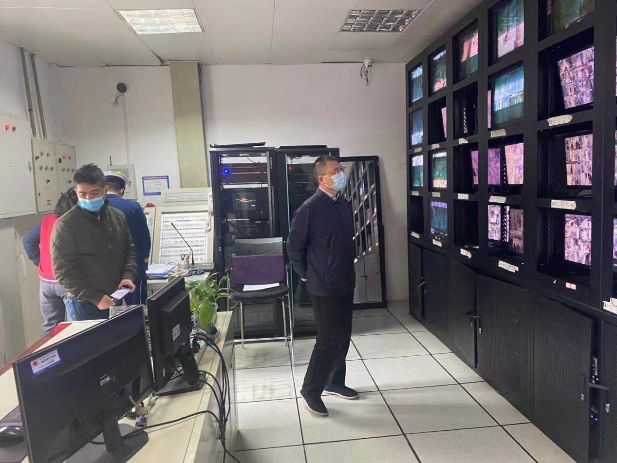 ������ί����ǡ�����ί������һ�� �߷�Ǯ���̳�