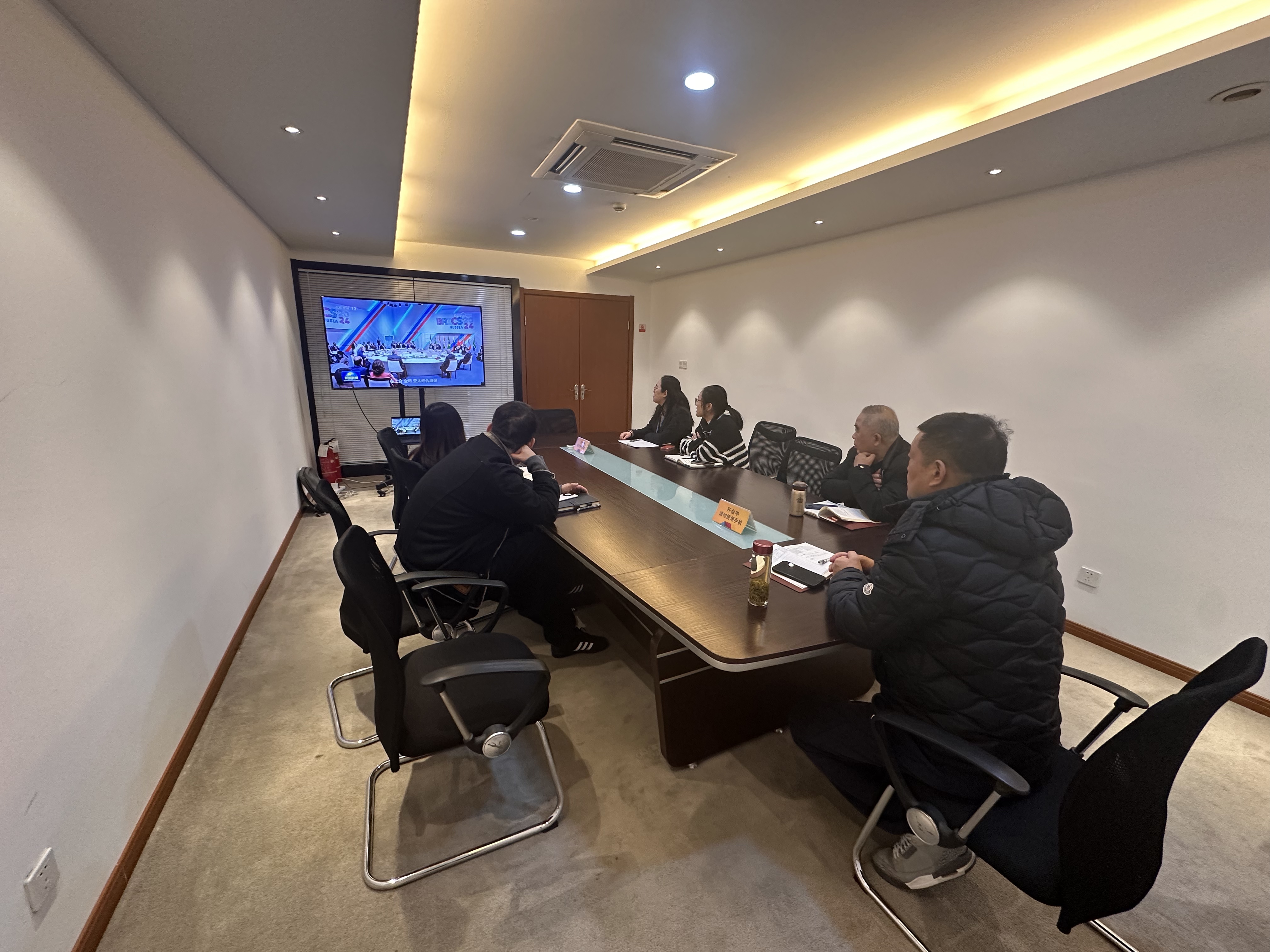 ˮ���ǵ�֧����չ1�µ�Ա�ο��˶�