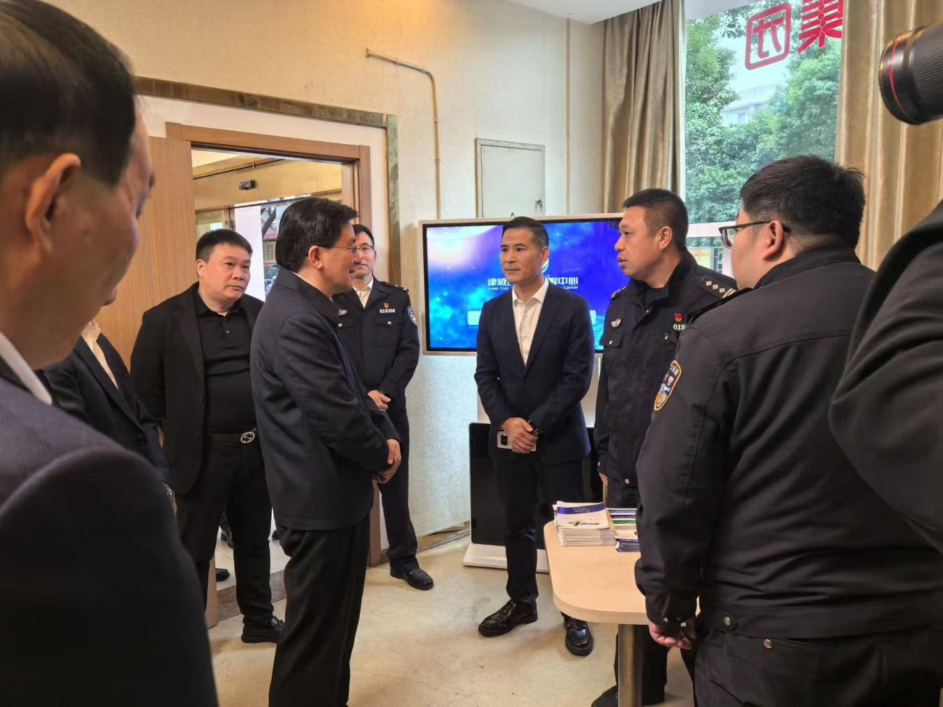 ��ί����ǡ�����ί�����С�︰AGCLUB����г���������վ����ָ��