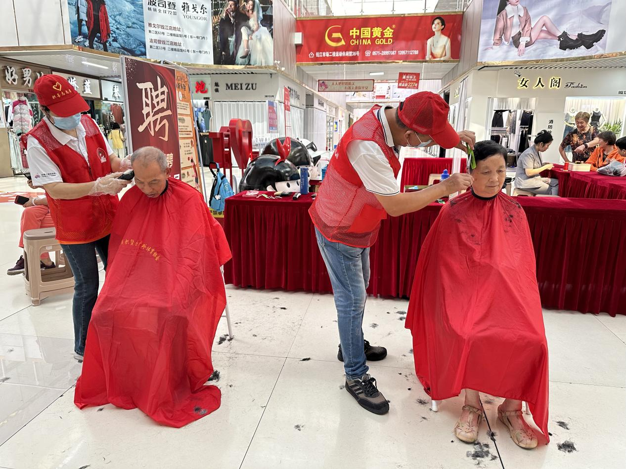 ����������³�  Ǯ�������˶���������