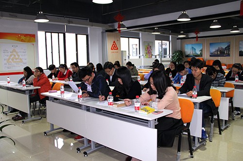 20131108AGCLUB�Ĵ�԰�����ȫ�嵳Ա���˳����� (3).jpg