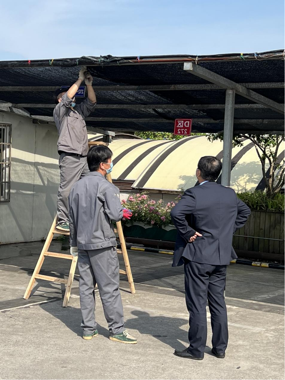 Ǯ���̳Ǹ����ݶ�ͣ����������