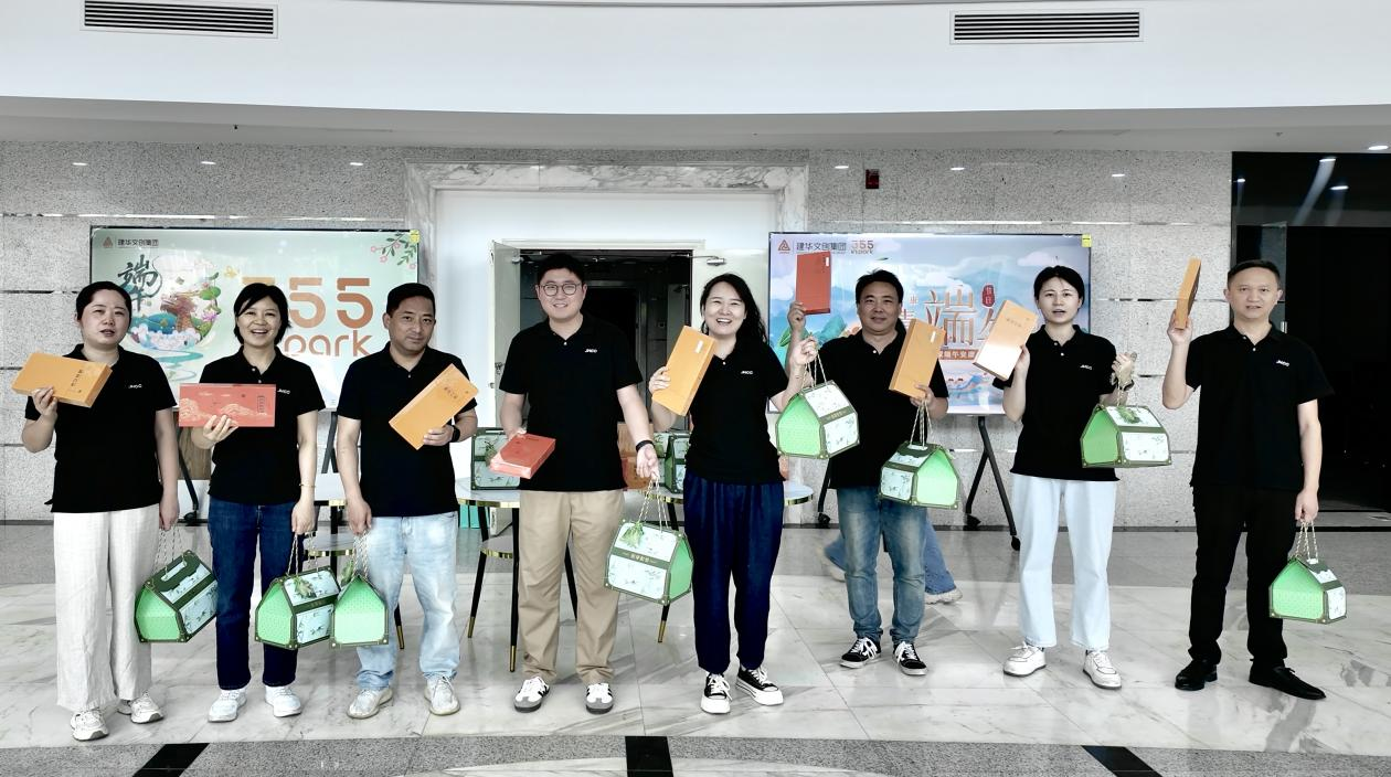 Ũ������;�ע�����ա���ů�������ġ���AGCLUB�Ĵ����Ź��Ὺչ������߷�ο���˶�