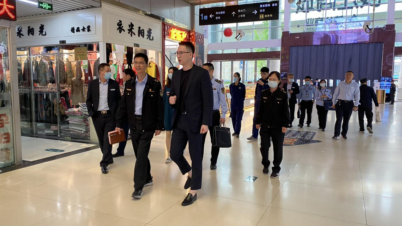 �������������Ž��߷�Ǯ���̳ǿ�չ��һ��ǰ�徲���� 