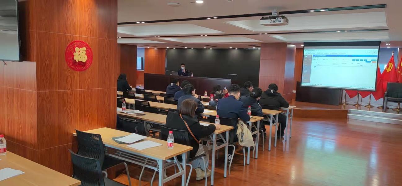 Ǯ���̳Ǽ��롰רҵ�г�������ߡ��������ѵ�ۻ�