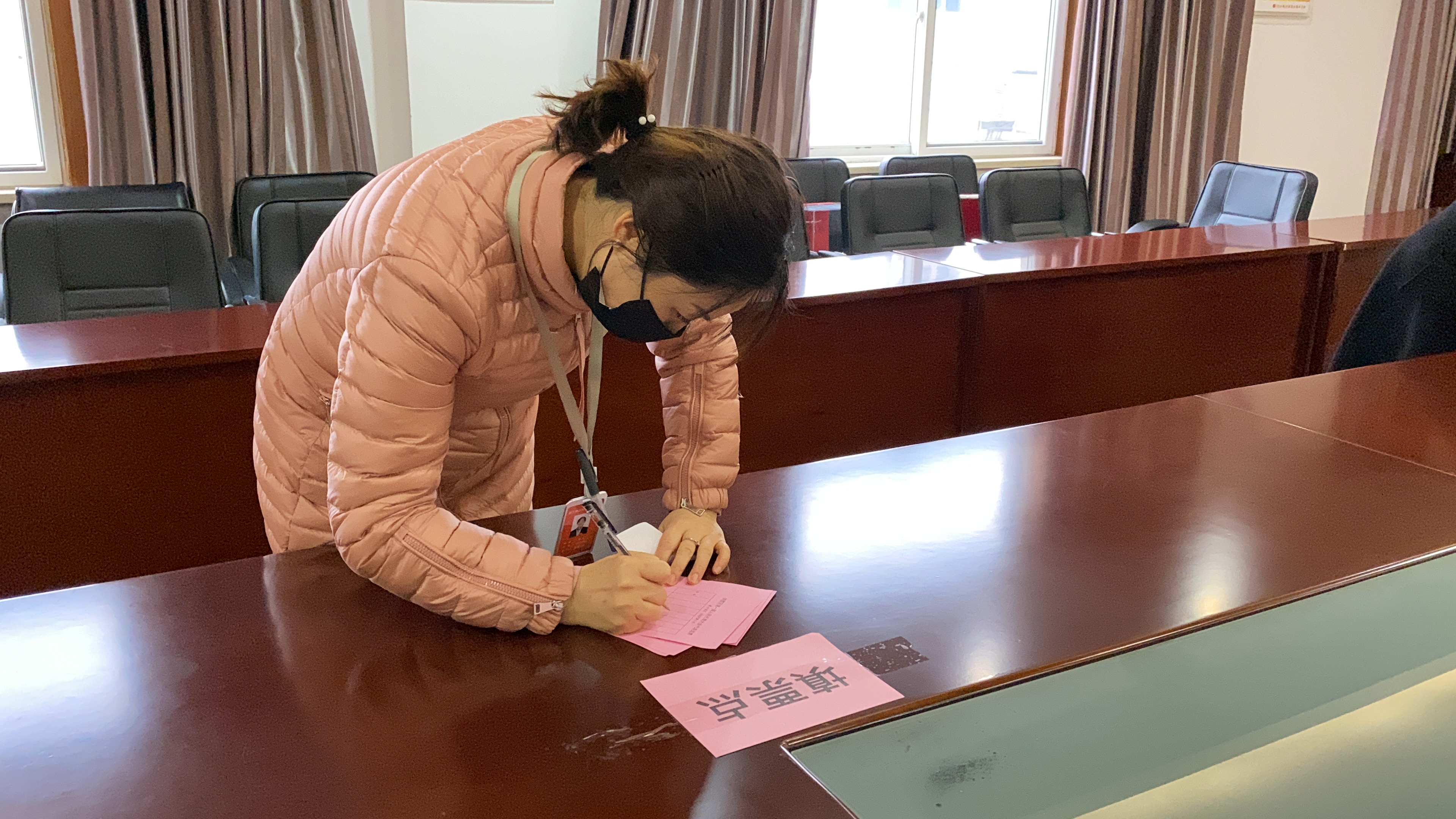 Ǯ���̳Ǿ����˴�������� ����ѡ��ͶƱ