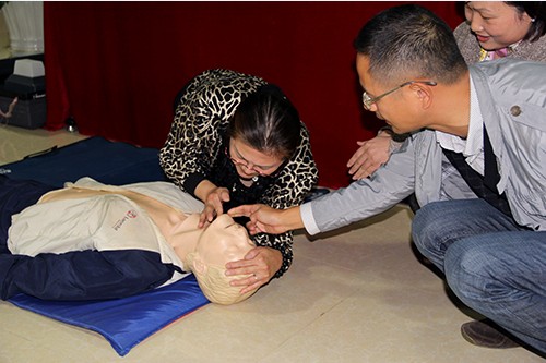 20131024AGCLUB�Ĵ�԰��֧������Ӧ���Ȼ�֪ʶ��ѵ (3).jpg