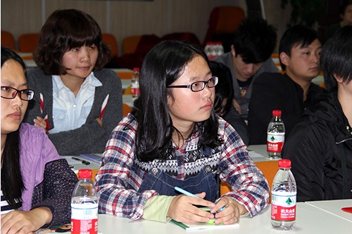 20131108԰����֧������2013�굳��Ա������ѵ�� (4).jpg