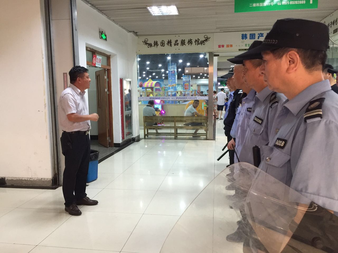 �����ֵ��ܹ�����Ǯ���г�һ��ְ�������� (1).jpg